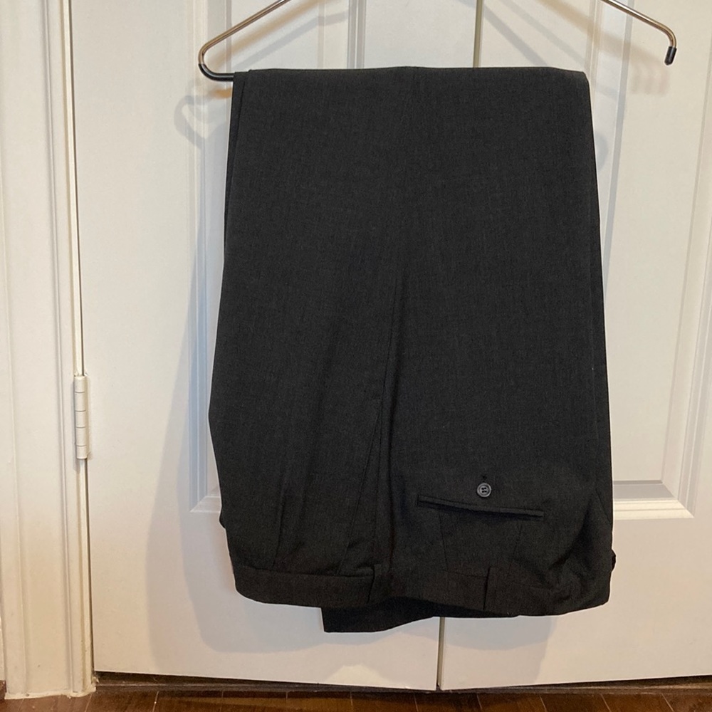 Dockers Premium wool/poly dress pants in charcoal gray with cuffed bottom